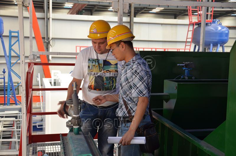 8月22日，即將發往俄羅斯西伯利亞盧克石油區塊作業的ZJ40DB極地鑽機全套低溫固控係統在科迅機械永樂廠接受了俄羅斯客戶的驗收