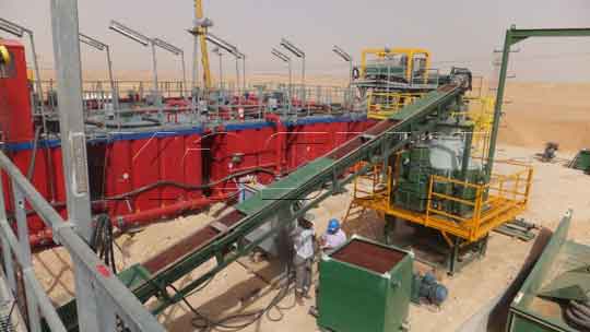 岩屑甩幹機係統現場布置實景圖